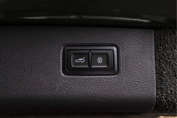 Bentley Bentayga - Afbeelding 15 van 30