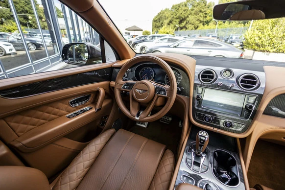Bentley Bentayga - Afbeelding 25 van 30
