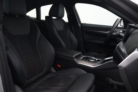 BMW i4 - Afbeelding 23 van 30