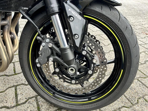 Kawasaki Z900 - Afbeelding 7 van 13
