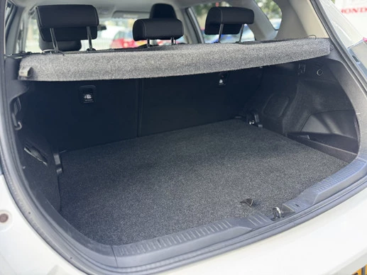Toyota Auris - Afbeelding 14 van 30