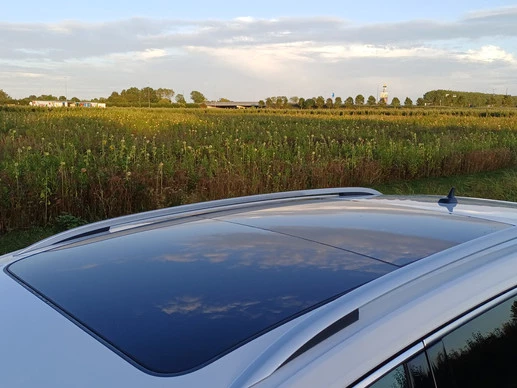 Volkswagen Touran - Afbeelding 15 van 30