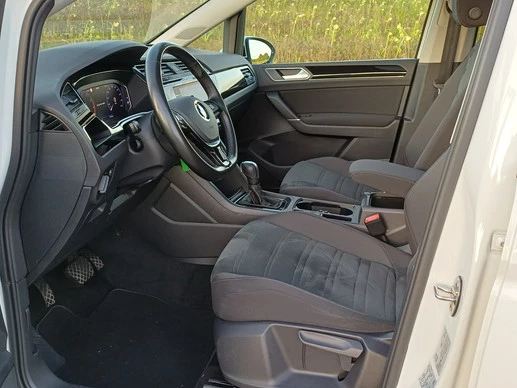 Volkswagen Touran - Afbeelding 27 van 30