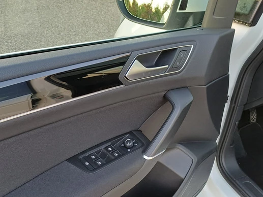 Volkswagen Touran - Afbeelding 29 van 30