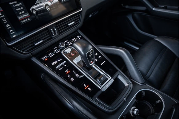 Porsche Cayenne - Afbeelding 22 van 30