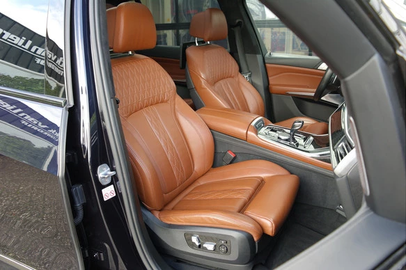 BMW X7 - Afbeelding 2 van 30