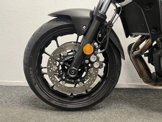 Yamaha MT 07 - Afbeelding 16 van 22