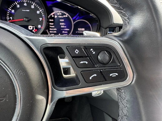 Porsche Cayenne - Afbeelding 16 van 30