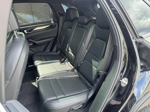 Porsche Cayenne - Afbeelding 25 van 30