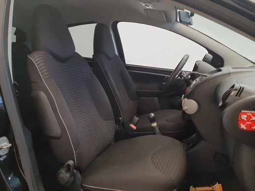Peugeot 107 - Afbeelding 3 van 28