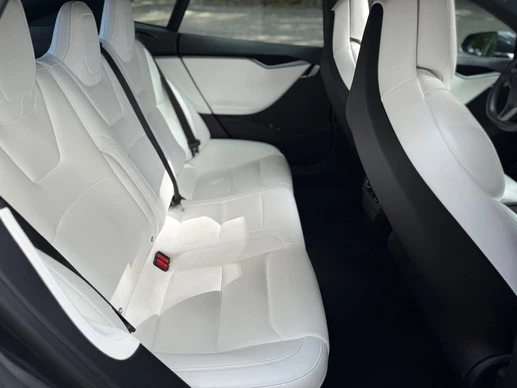 Tesla Model S - Afbeelding 11 van 30