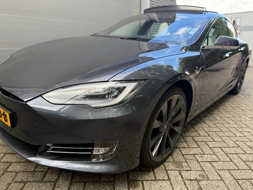 Tesla Model S - Afbeelding 12 van 30