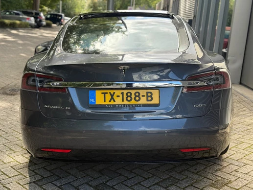 Tesla Model S - Afbeelding 13 van 30