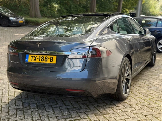 Tesla Model S - Afbeelding 15 van 30