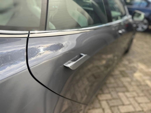 Tesla Model S - Afbeelding 25 van 30