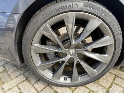 Tesla Model S - Afbeelding 26 van 30