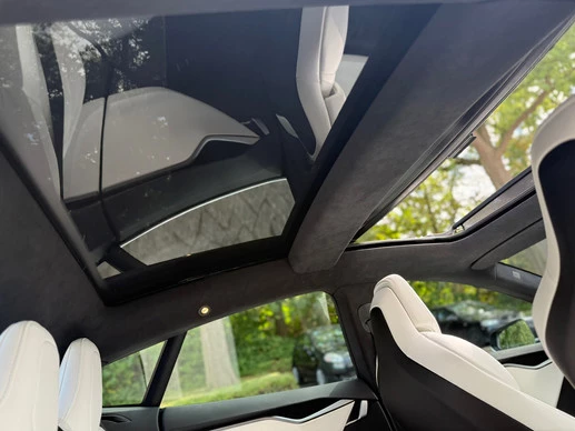 Tesla Model S - Afbeelding 28 van 30