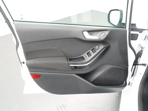 Ford Fiesta - Afbeelding 28 van 30