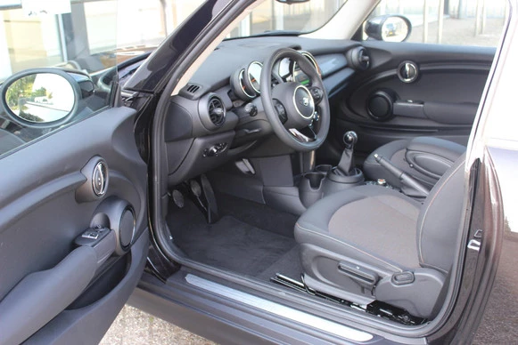 MINI Cooper - Afbeelding 12 van 24