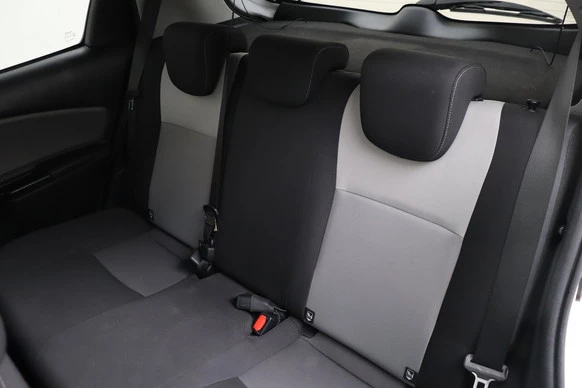 Toyota Yaris - Afbeelding 11 van 30