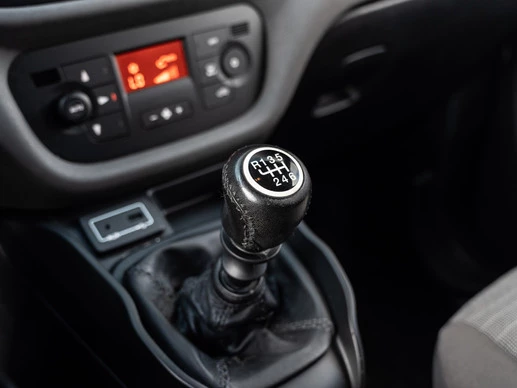 Fiat Doblò - Afbeelding 24 van 30