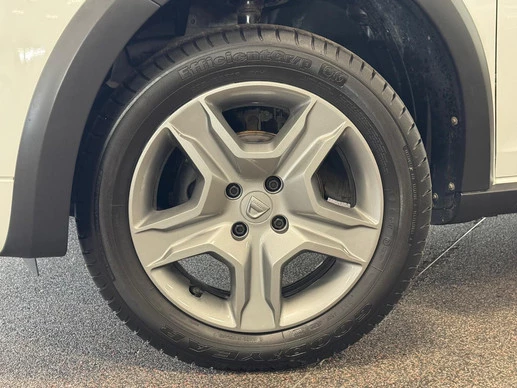 Dacia Logan - Afbeelding 9 van 21