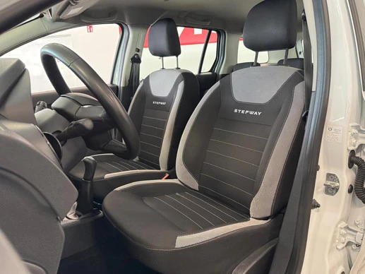 Dacia Logan - Afbeelding 10 van 21