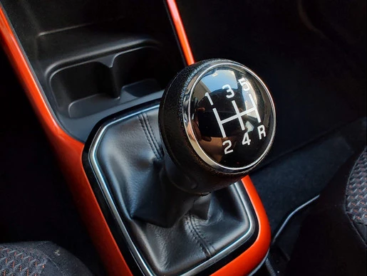 Suzuki Ignis - Afbeelding 18 van 30