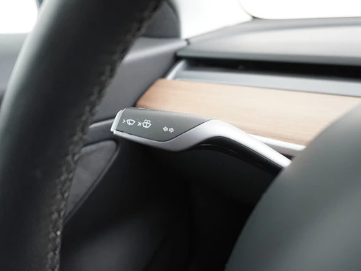 Tesla Model 3 - Afbeelding 30 van 30