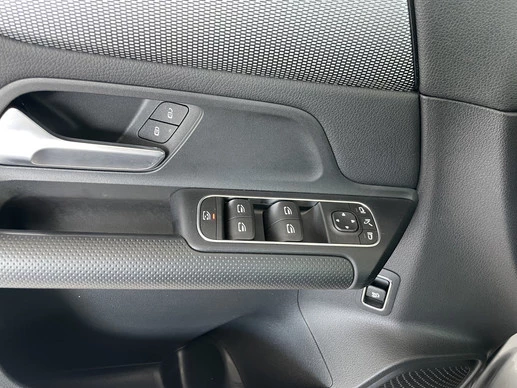 Mercedes-Benz B-Klasse - Afbeelding 16 van 29
