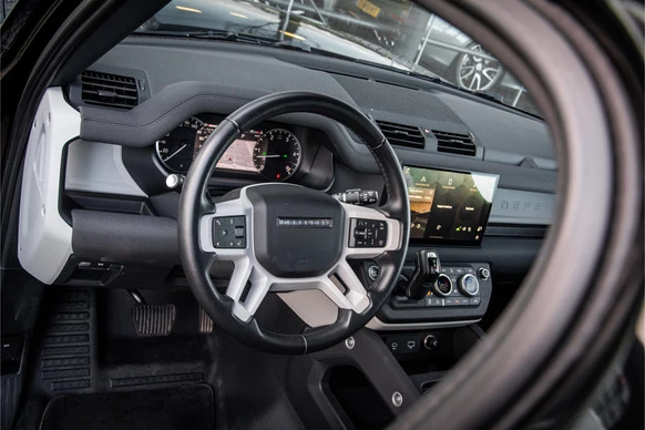 Land Rover Defender - Afbeelding 17 van 30