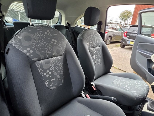 Ford Ka - Afbeelding 14 van 24