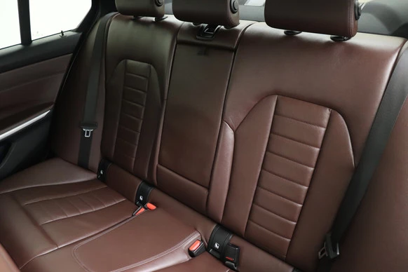 BMW 3 Serie - Afbeelding 11 van 30
