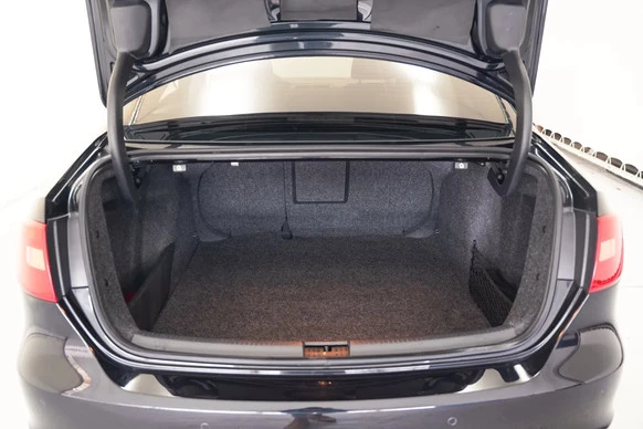 Volkswagen Jetta - Afbeelding 27 van 30