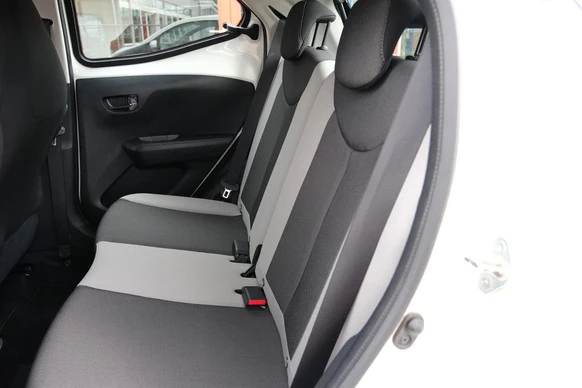 Toyota Aygo - Afbeelding 23 van 30
