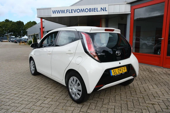 Toyota Aygo - Afbeelding 26 van 30