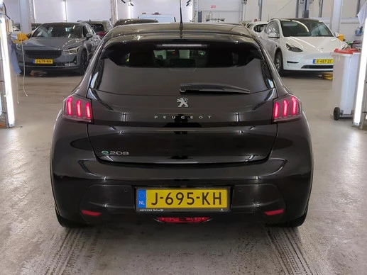 Peugeot e-208 - Afbeelding 17 van 20