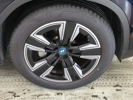 BMW iX3 - Afbeelding 15 van 19