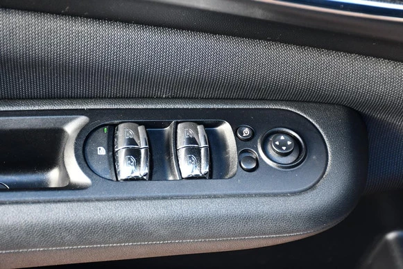 MINI Clubman - Afbeelding 11 van 21