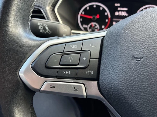 Volkswagen T-Cross - Afbeelding 8 van 10