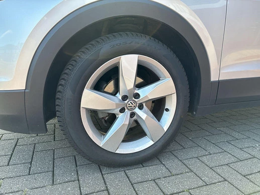 Volkswagen T-Cross - Afbeelding 10 van 10