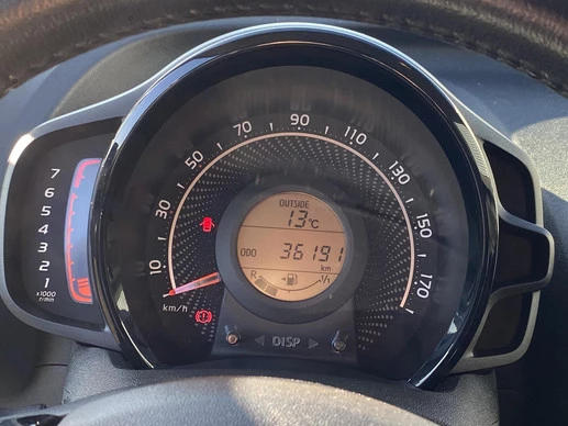 Toyota Aygo - Afbeelding 28 van 30