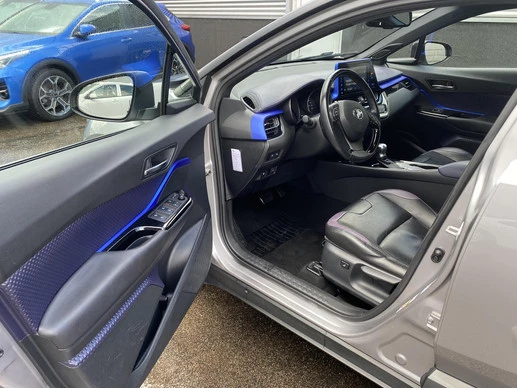 Toyota C-HR - Afbeelding 19 van 30