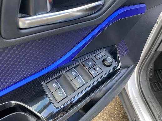 Toyota C-HR - Afbeelding 23 van 30