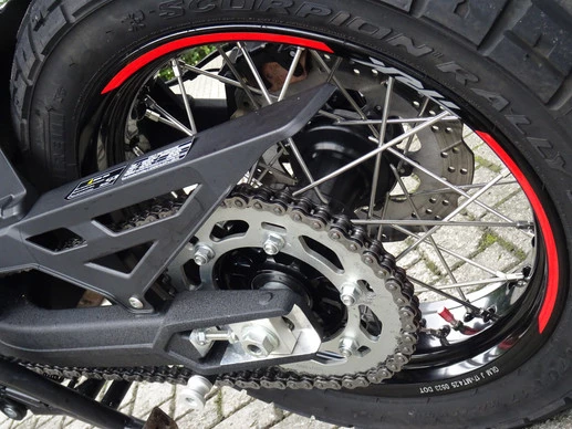 Benelli TRK - Afbeelding 15 van 17