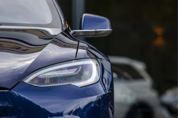 Tesla Model S - Afbeelding 4 van 30