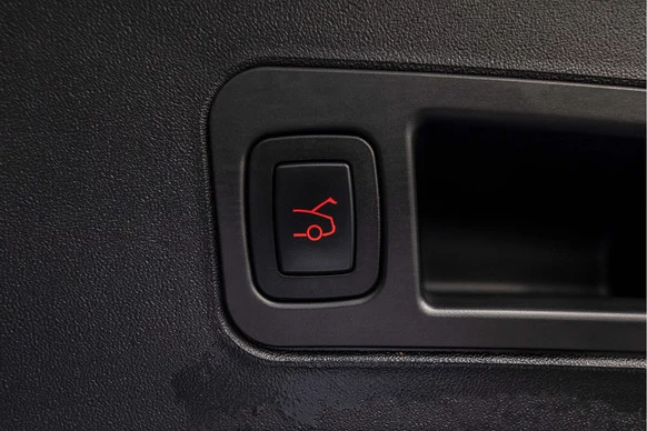 Tesla Model S - Afbeelding 14 van 30