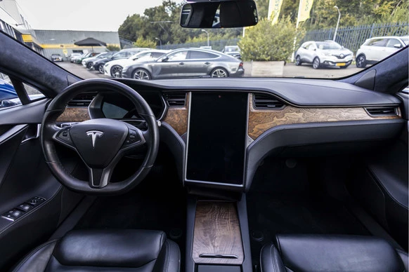 Tesla Model S - Afbeelding 17 van 30