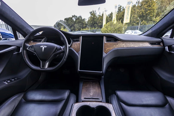 Tesla Model S - Afbeelding 18 van 30