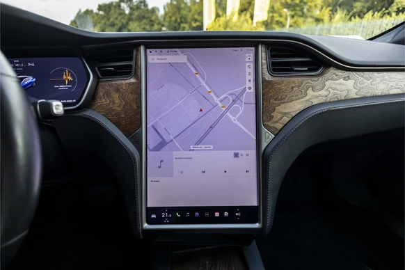 Tesla Model S - Afbeelding 25 van 30